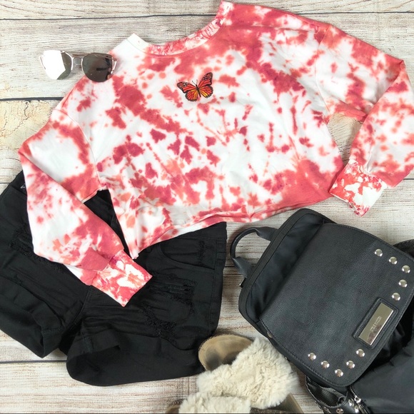 Boutique | Butterfly Tie Dye Sweater - Picture 3 of 6